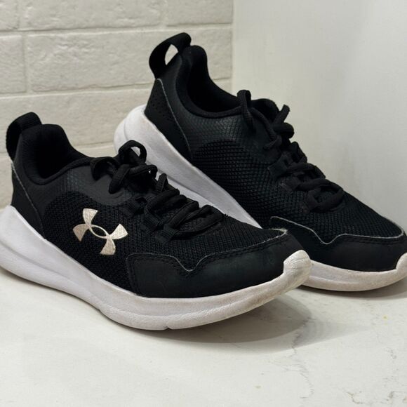 Under Armour Essential Sneakers Grade School 3.5Y Black White Matte Gold Shoes - Picture 11 of 15